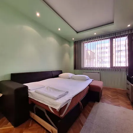 Neptun - Great Location Апартамент Варна